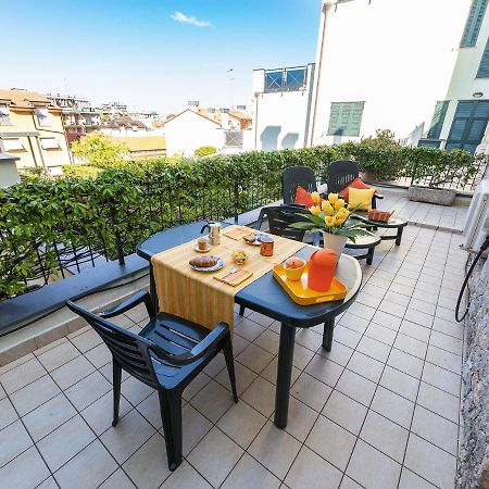 דירות בורגטו סנטו ספיריטו Terrazza Del Gelsomino With Terrace And Open View מראה חיצוני תמונה