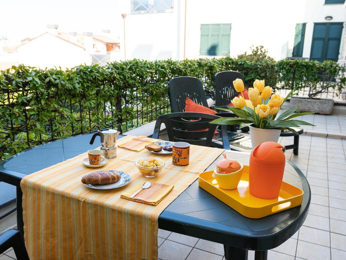 דירות בורגטו סנטו ספיריטו Terrazza Del Gelsomino With Terrace And Open View מראה חיצוני תמונה