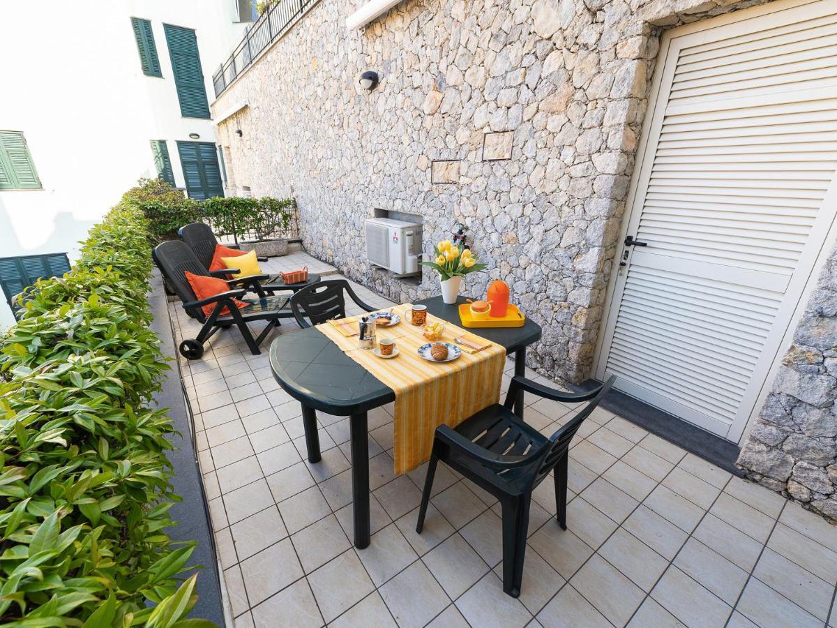 דירות בורגטו סנטו ספיריטו Terrazza Del Gelsomino With Terrace And Open View מראה חיצוני תמונה